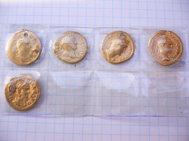 Roman-Gold-