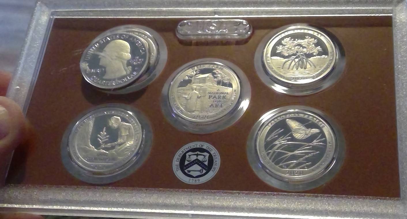 2020-Mint-Set---Extra-Quarter!!