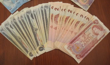 Large-Lot-Of-Banknotes-For-Cheaaaap