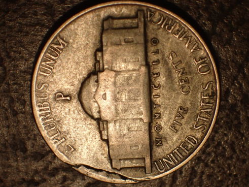 1945-Nickel,-Is-This-A-Die-Crack?