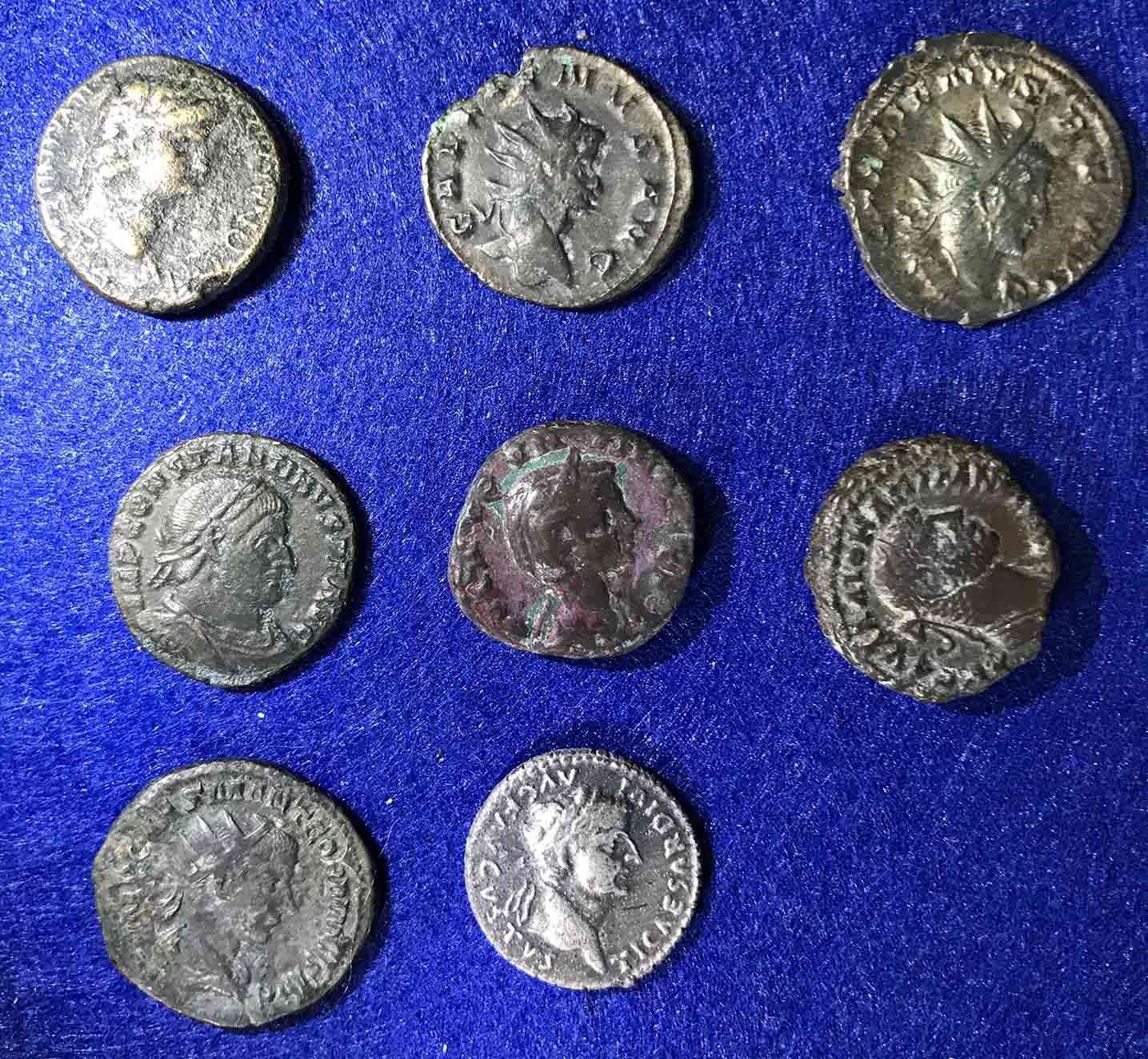 Removing-Adhesive-On-Coins