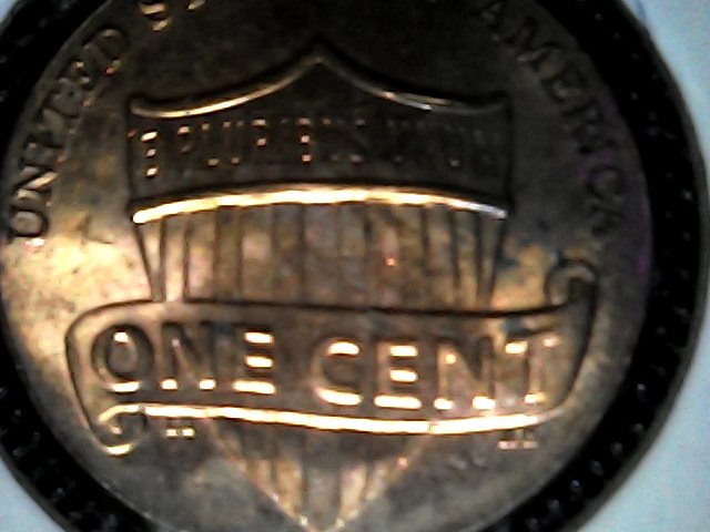 2016-D-Lincoln-Shield-Penny-Struck-Through-Cloth