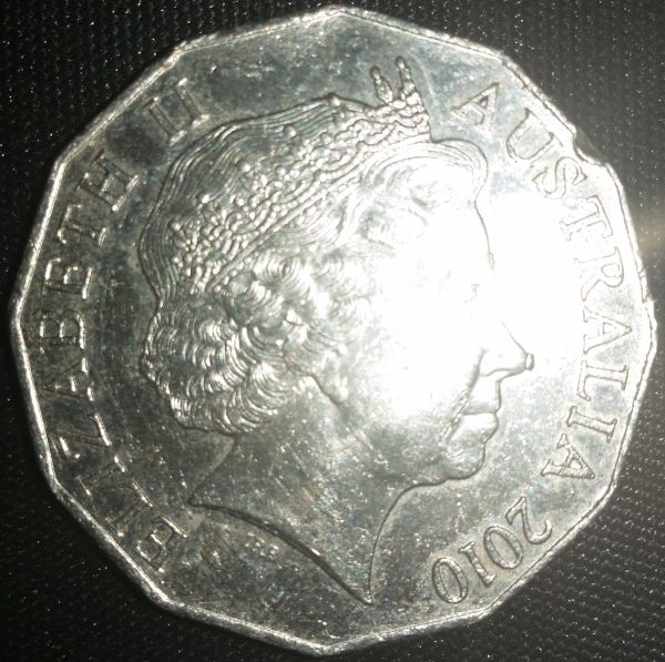 2010-50c-NoseWart-And-Forehead-Cud