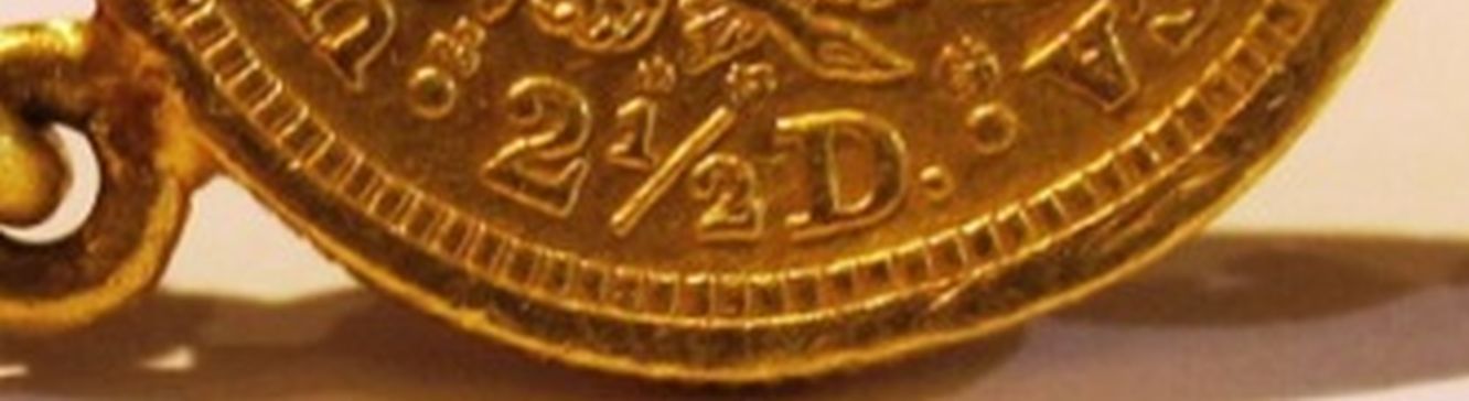 Gold-US-$2-1/2-Coins-With-Chinese-Marking