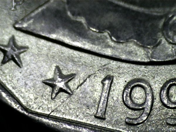 1999-P-SBA-Die-Crack