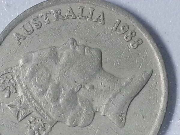 1988-10cent-Different-Tone.