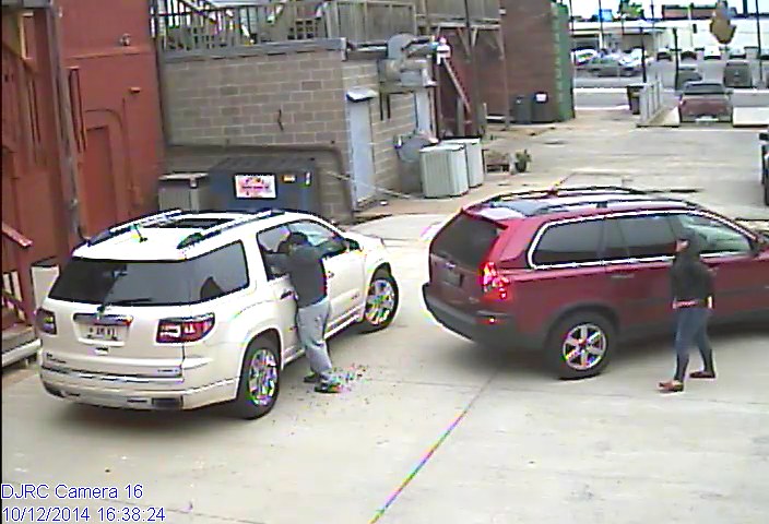 Vehicle-Burglary,-Lacrosse,-WI-After-Brooklyn-Ctr-Moon-Show