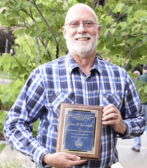 Holsonbake-Named-2015-Outstanding-Adult-Advisor-Of-The-Year
