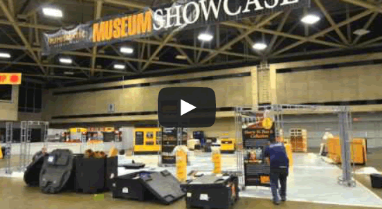 Building-The-Museum-Showcase-At-The-Dallas-Money-Show