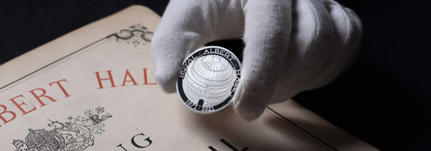 The-Royal-Mint-Celebrates-150th-Anniversary-Of-The-Royal-Albert-Hall-With-The-Uk's-First-Domed-Coin