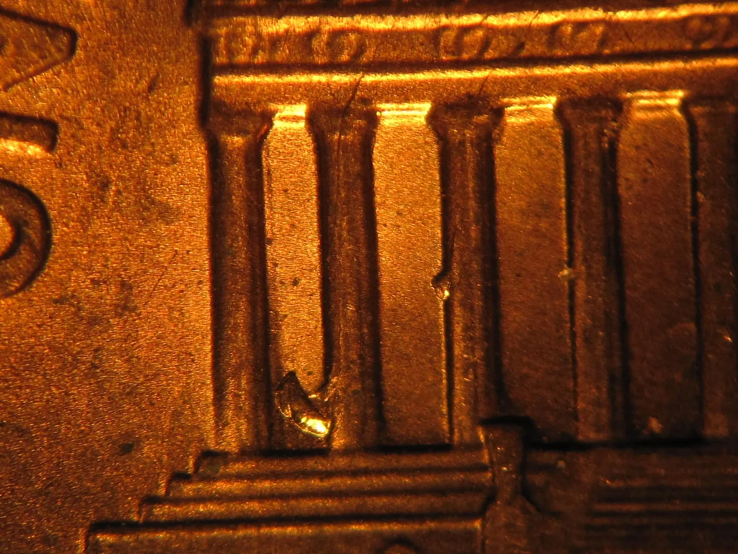 2000-Lincoln-Memorial-Cent-Die-Chip
