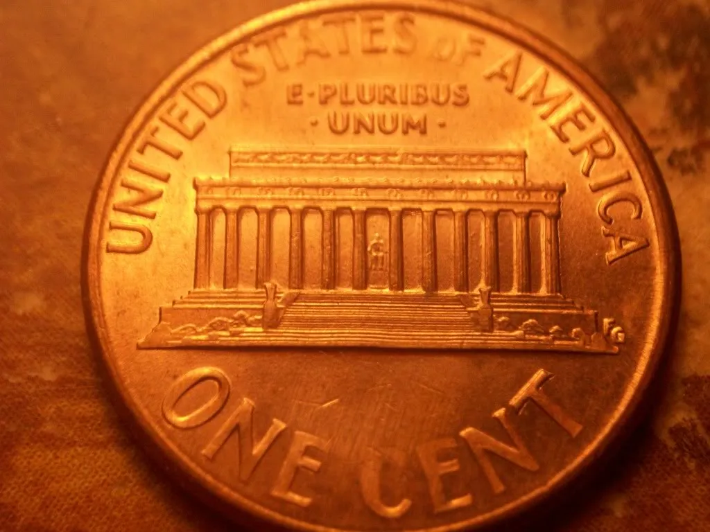 1992-Lincoln-Memorial-Cent-Wavy-Steps?