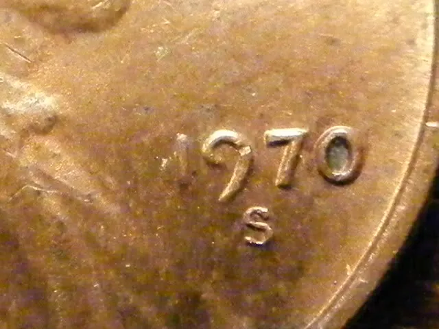 1970-S-Small-Date-Found-In-Bank-Roll