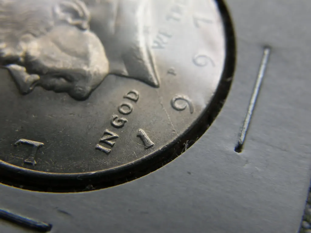 1776-1976-Bicentennial-Quarter-Off-Center-Quarter