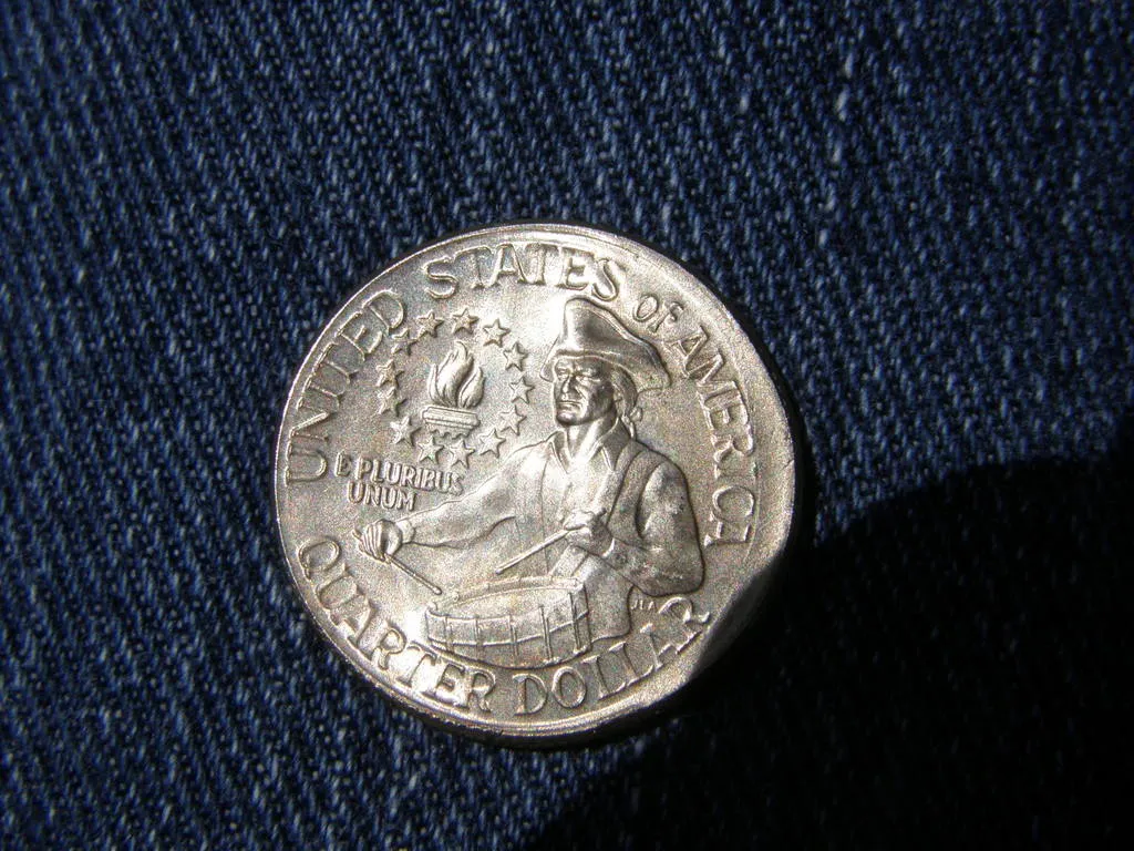 1776-1976-Bicentennial-Quarter-Off-Center-Quarter