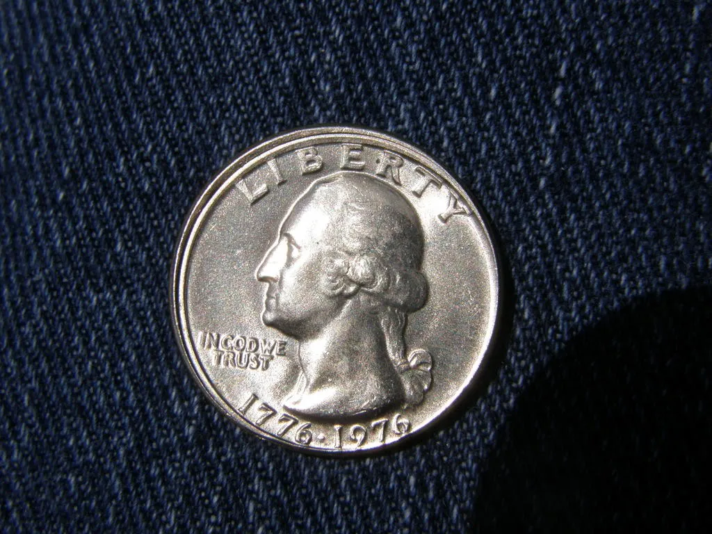 1776-1976-Bicentennial-Quarter-Off-Center-Quarter