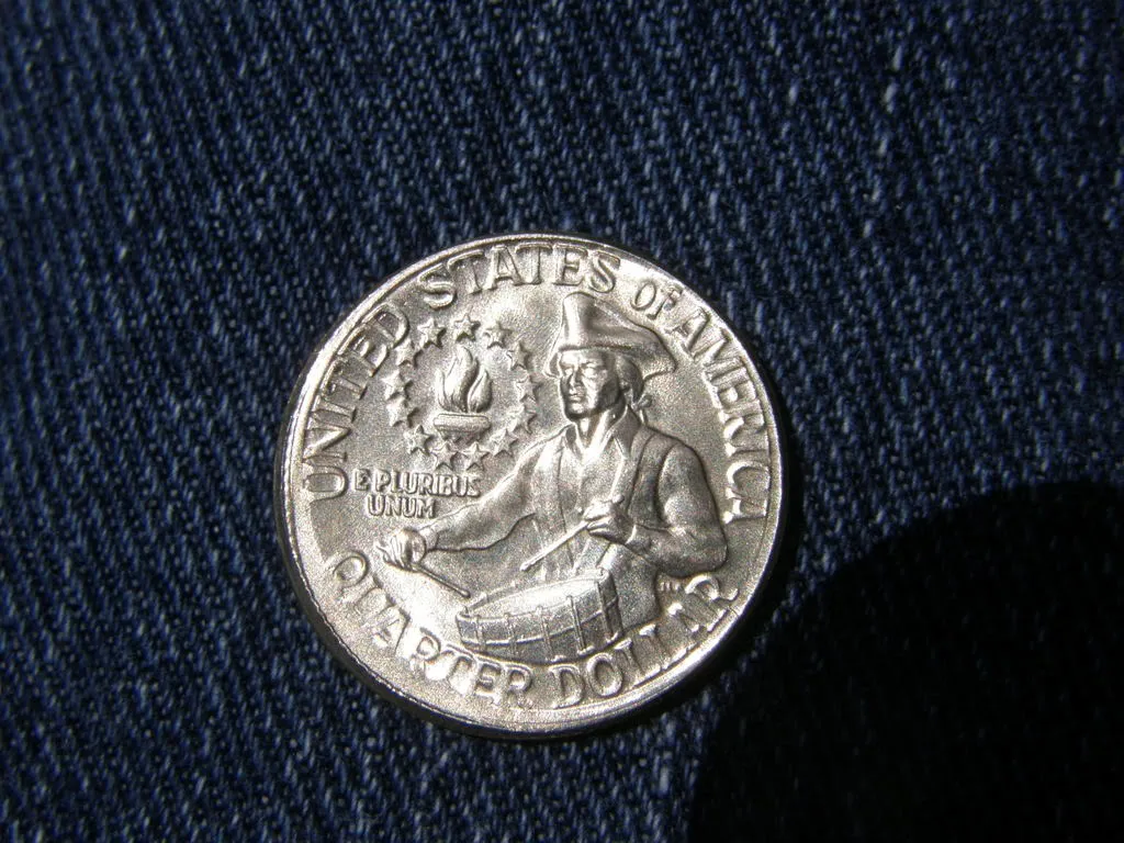 1776-1976-Bicentennial-Quarter-Off-Center-Quarter
