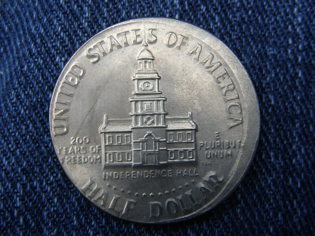 1776-1976-Bicentennial-Quarter-Off-Center-Quarter