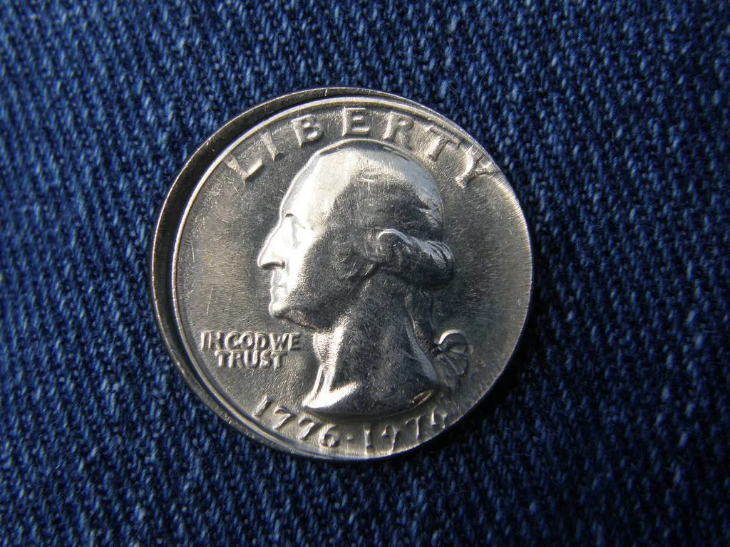 1776-1976-Bicentennial-Quarter-Off-Center-Quarter