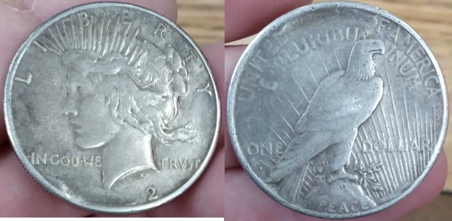 1922-Peace-Dollar-Possible-Grease-Strike