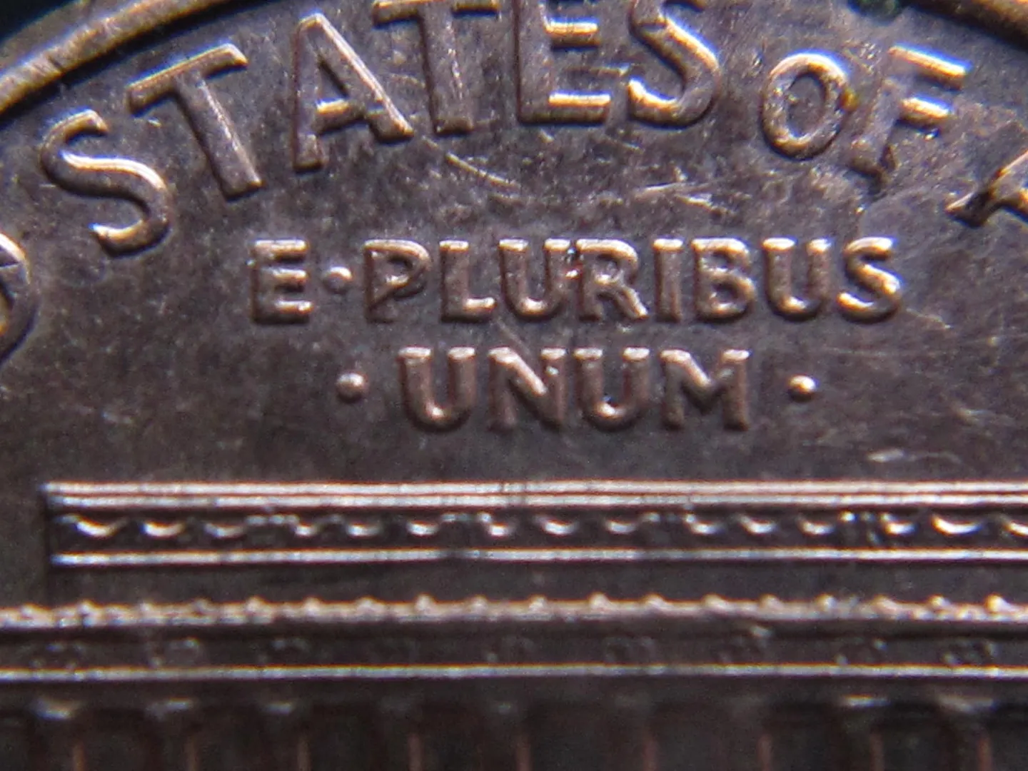 2004-Lincoln-Memorial-Cent-Error?