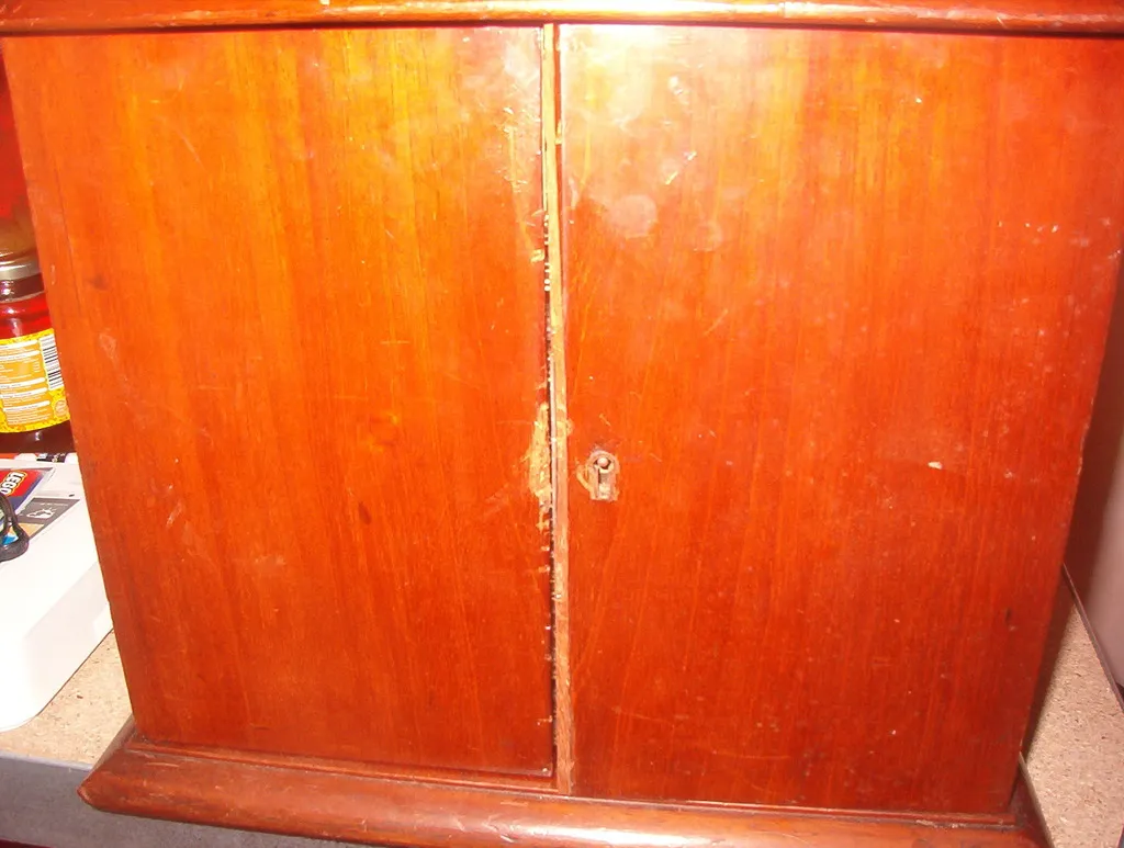 Got-A-New-Coin-Cabinet