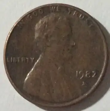 1981-Lincoln-Memorial-Cent---Is-This-A-Woodie?