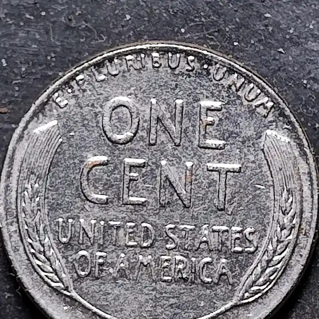 Strange-1957-Wheat-Penny-Error-Coin-With-A-Weird-Twist.