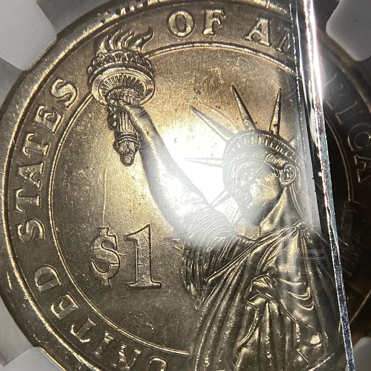 2007-P-Washington-Dollar-With-Die-Clash,-NGC-MS-64.