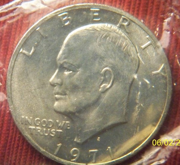 Early-Bday-Present-1971-S-Ike-Silver