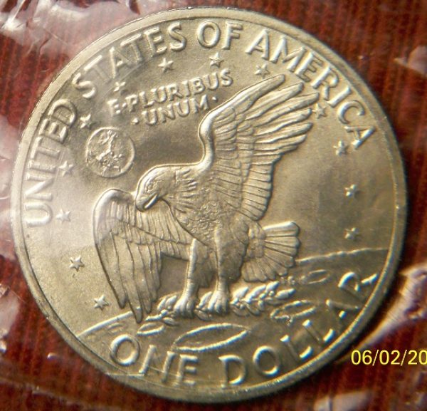 Early-Bday-Present-1971-S-Ike-Silver
