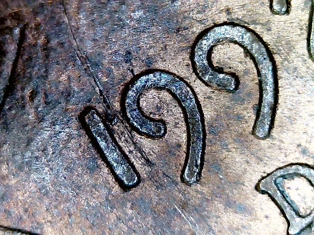 1992-D-LMC;-Questions-On-Obverse,-Extra-Beard?
