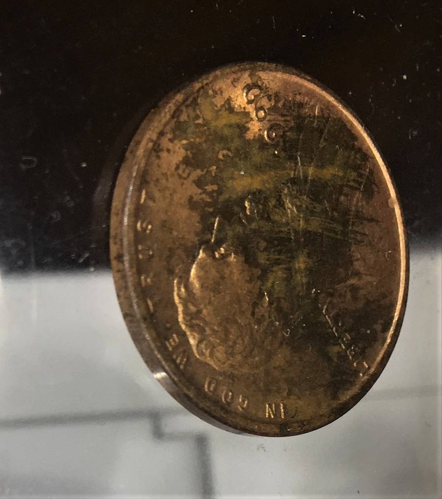 1909-VDB-Penny.--Toning-Or-Stain?