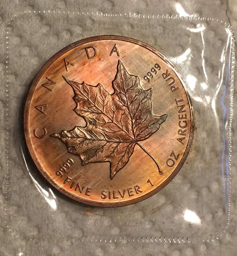 1988-Silver-Maple-Leaf-5-Dollars-/-Heavily-Toned