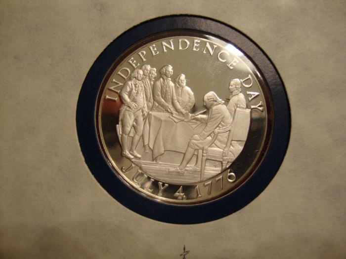 1976-Bicentenial-Day-Commemorative-Medal