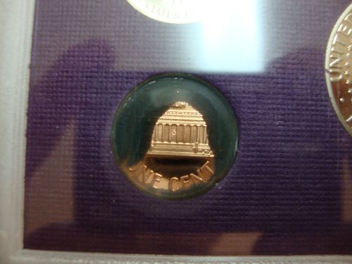 Green-Lincoln-In-Mint-Case