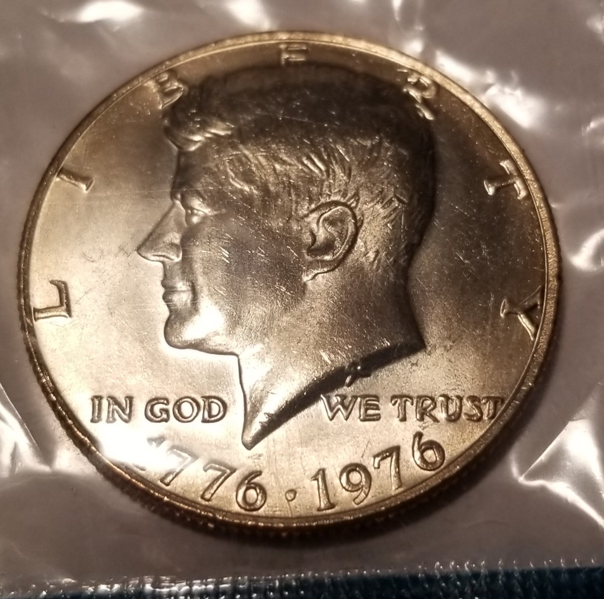 1976-US-Mint-Set-With-Dings--Requesting-Expertise