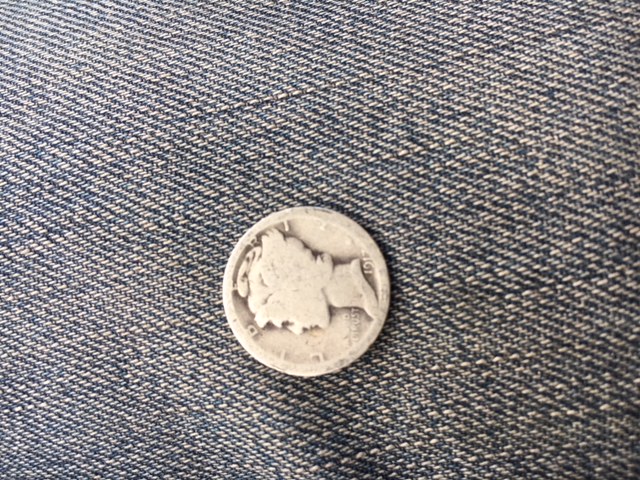 Coinstar-Finds!-Including-Bank-Counters-And-Other-Machines