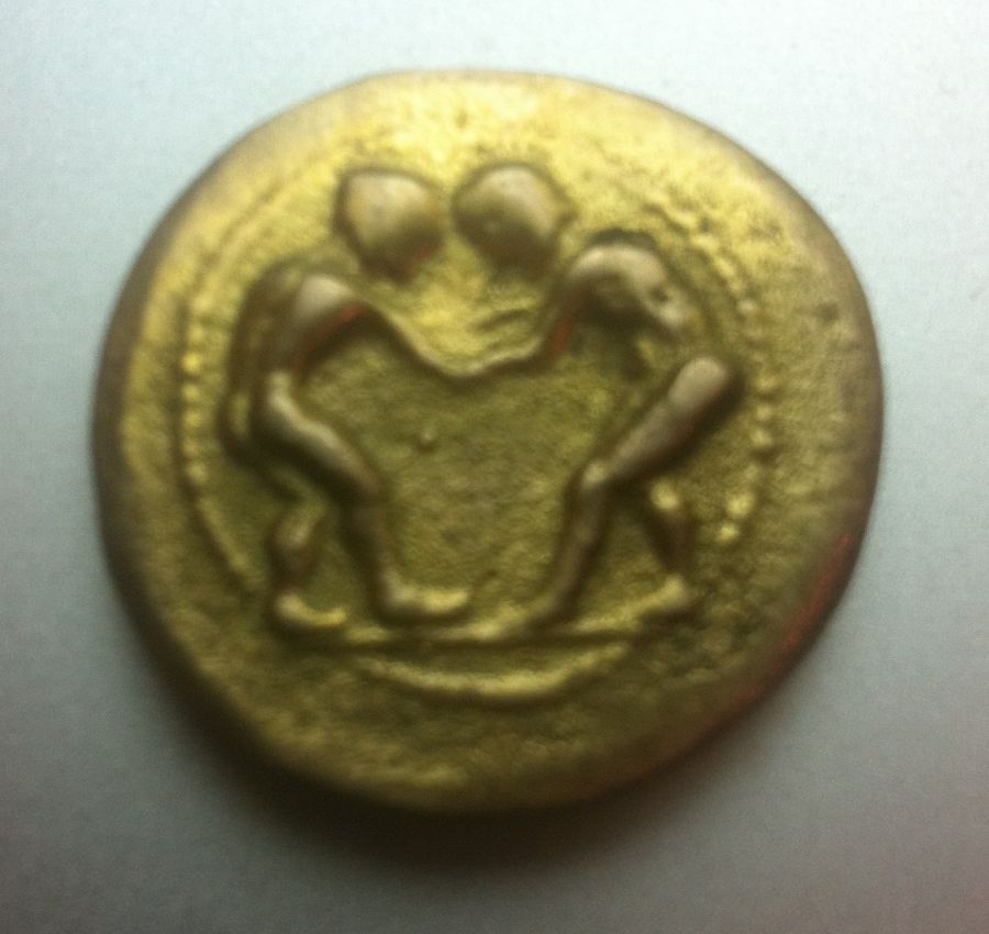 Need-Help-Iding-Ancient-Gold-Charriot-Coin!