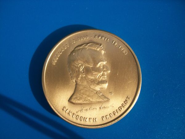 New-Guy---Identification-Of-Lincoln-Medal-Needed-Please