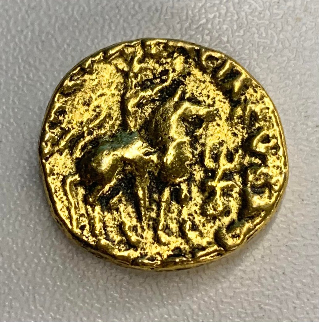 Assistanse-With-Identifying-3-Old-Hammered-Coins,-No-Luck-So-Far-Online
