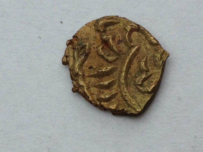 Unknown-Arabic-Coin-Gold?
