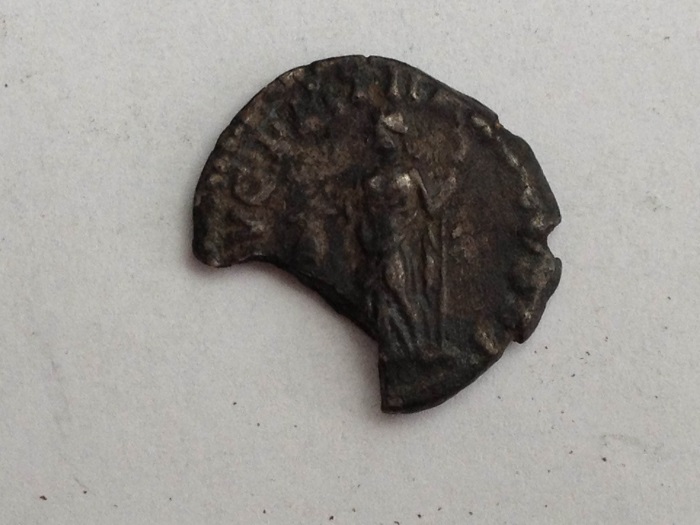 Roman-Coin-Commodus?