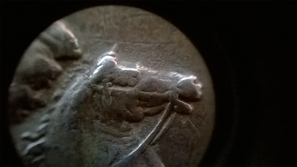 Let's-Play-Which-One-Is-The-Counterfeited-Coin