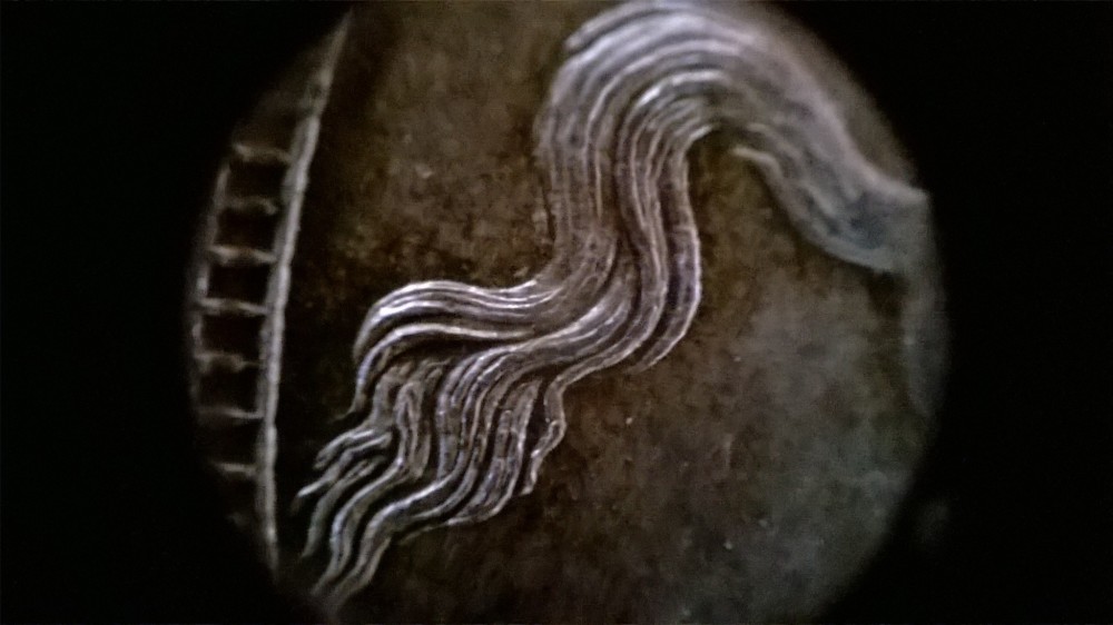 Let's-Play-Which-One-Is-The-Counterfeited-Coin