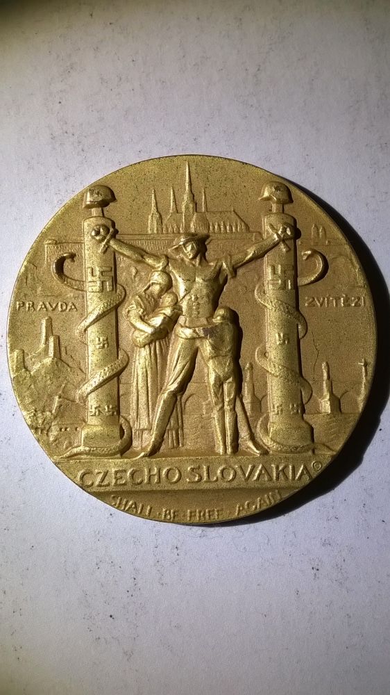 Czechoslovakia-'Shall-Be-Free-Again'-Medal