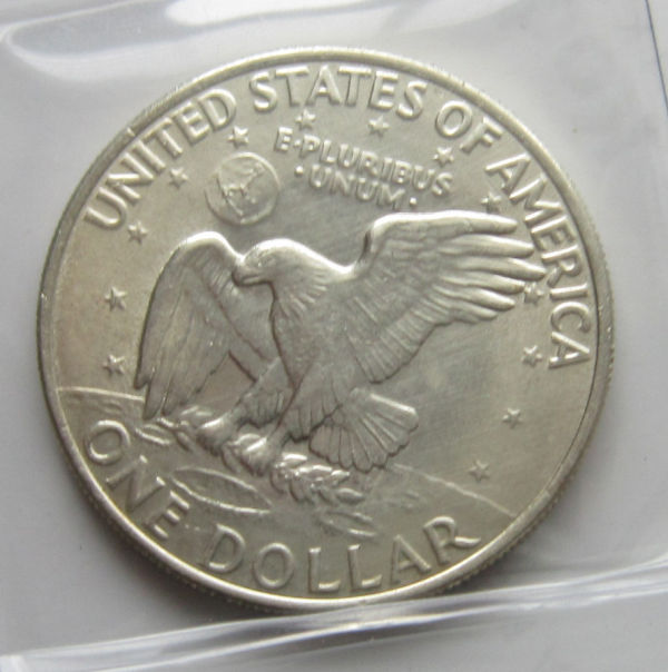 1971-D-Ike-Dollar..looks-To-Be-Silver..