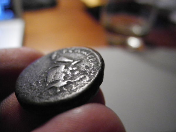 ID-Coin-Please.-I-Have-No-Clue.