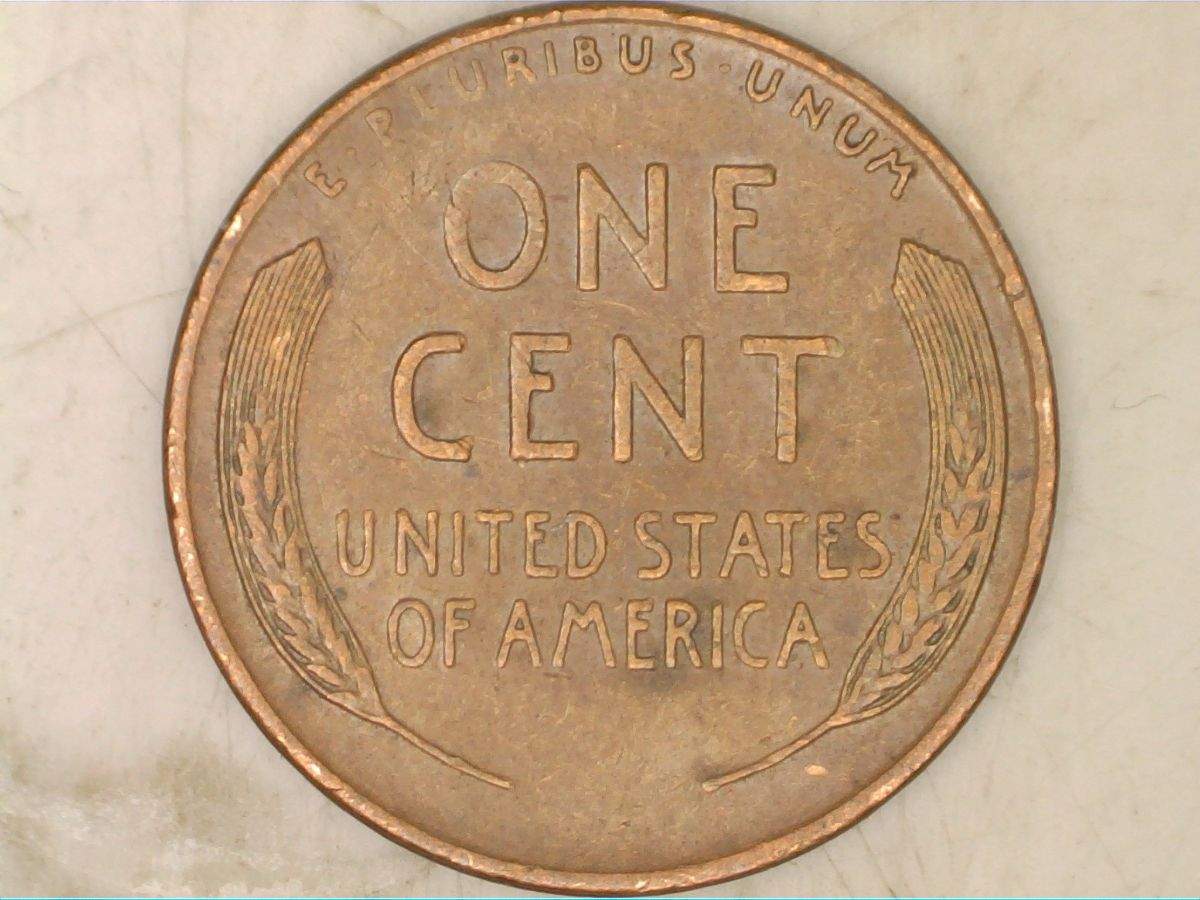 Post-A-Coin-Or-Medal-With-A-Die-Crack!