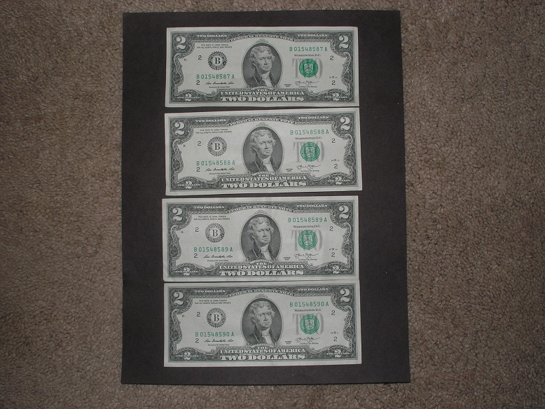 2-Dollar-Bills